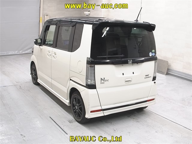 HONDA N-BOX+