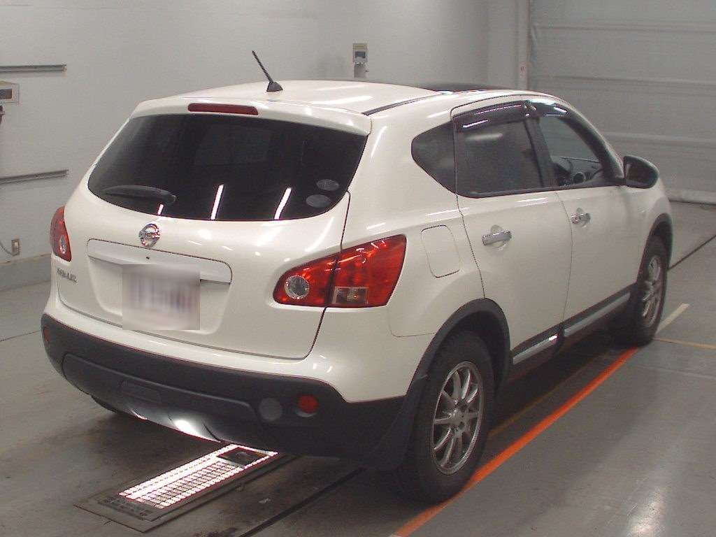 NISSAN DUALIS