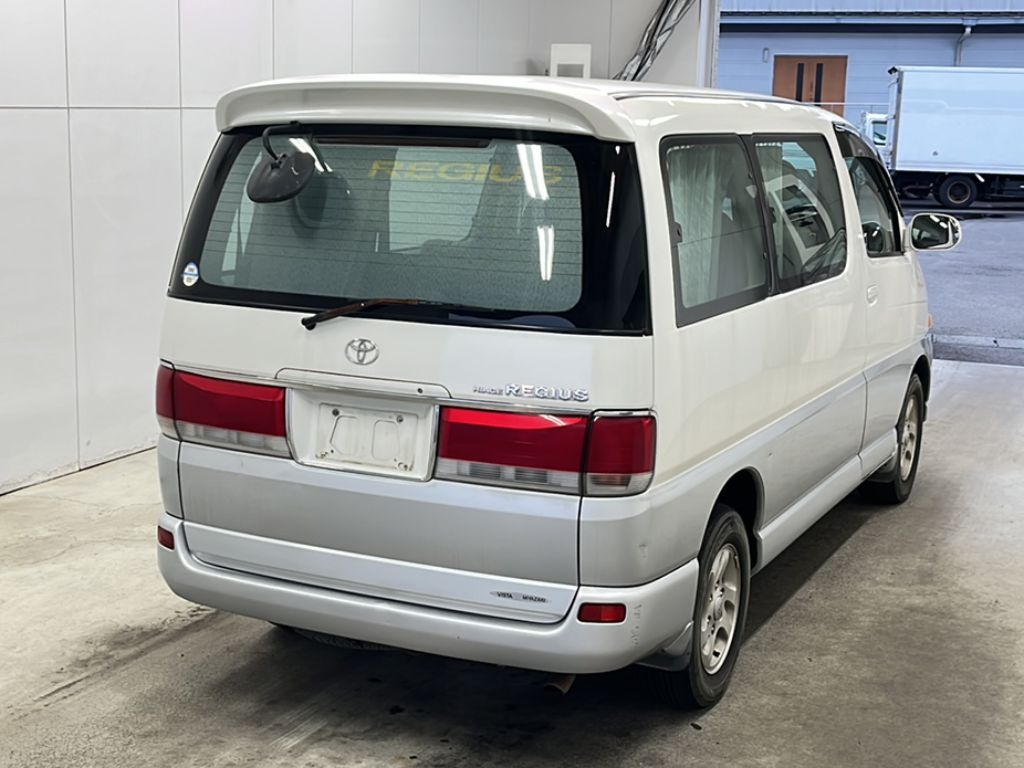 TOYOTA REGIUS