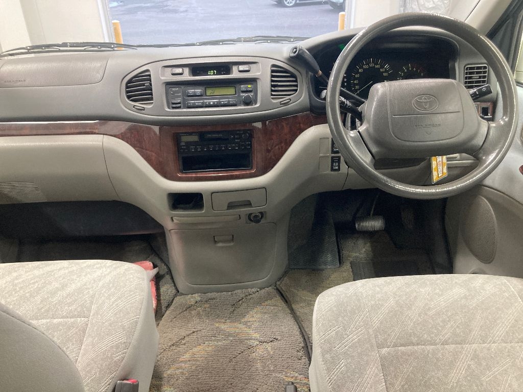TOYOTA REGIUS