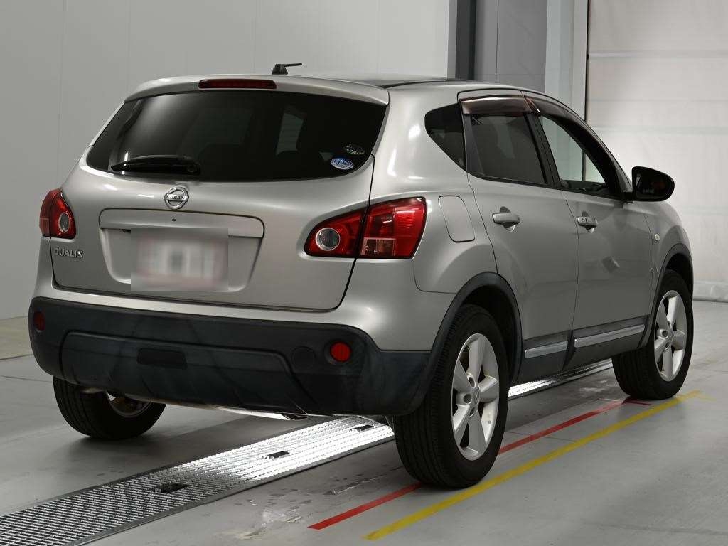 NISSAN DUALIS