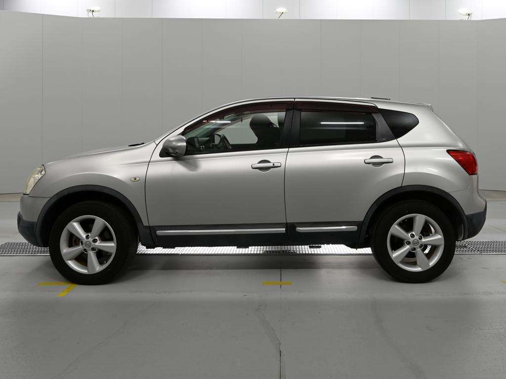 NISSAN DUALIS