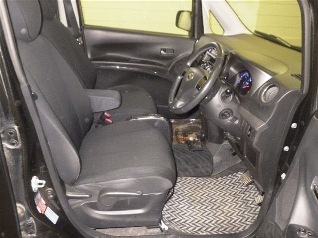 SUBARU LUCRA