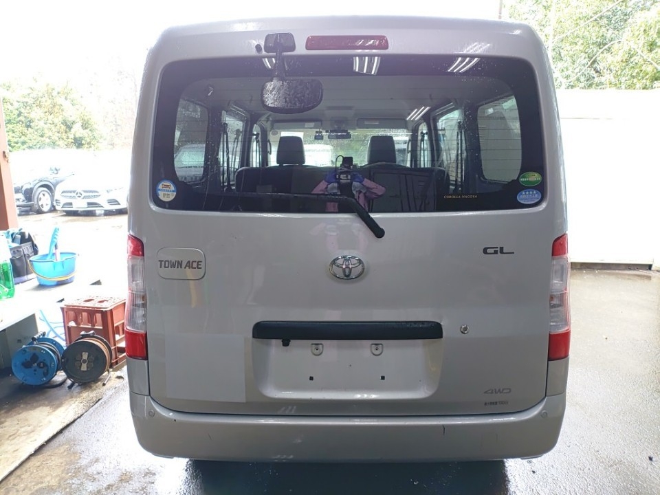 TOYOTA TOWN ACE