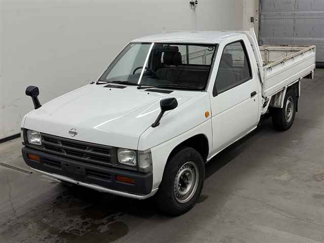 NISSAN DATSUN