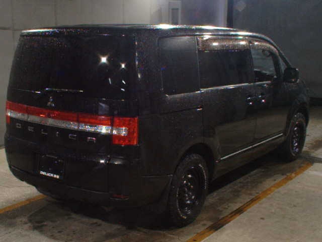 MITSUBISHI DELICA D:5