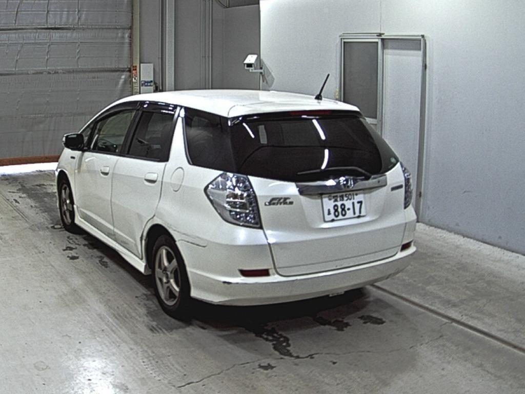 HONDA FIT SHUTTLE