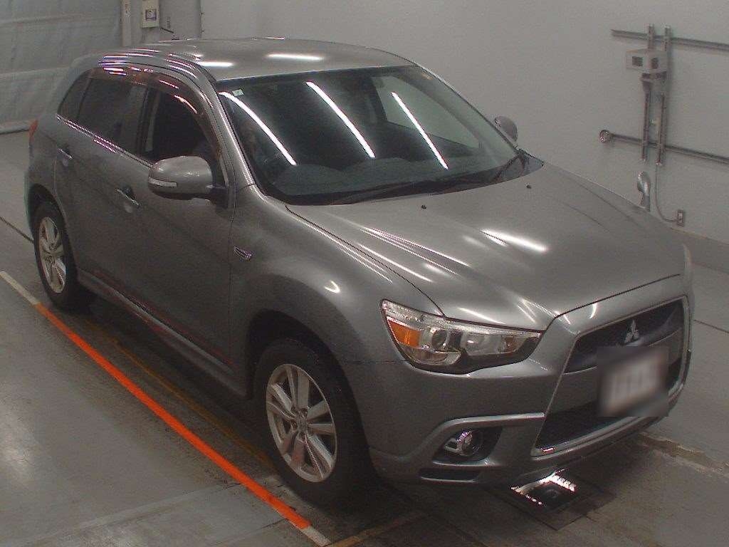 MITSUBISHI RVR