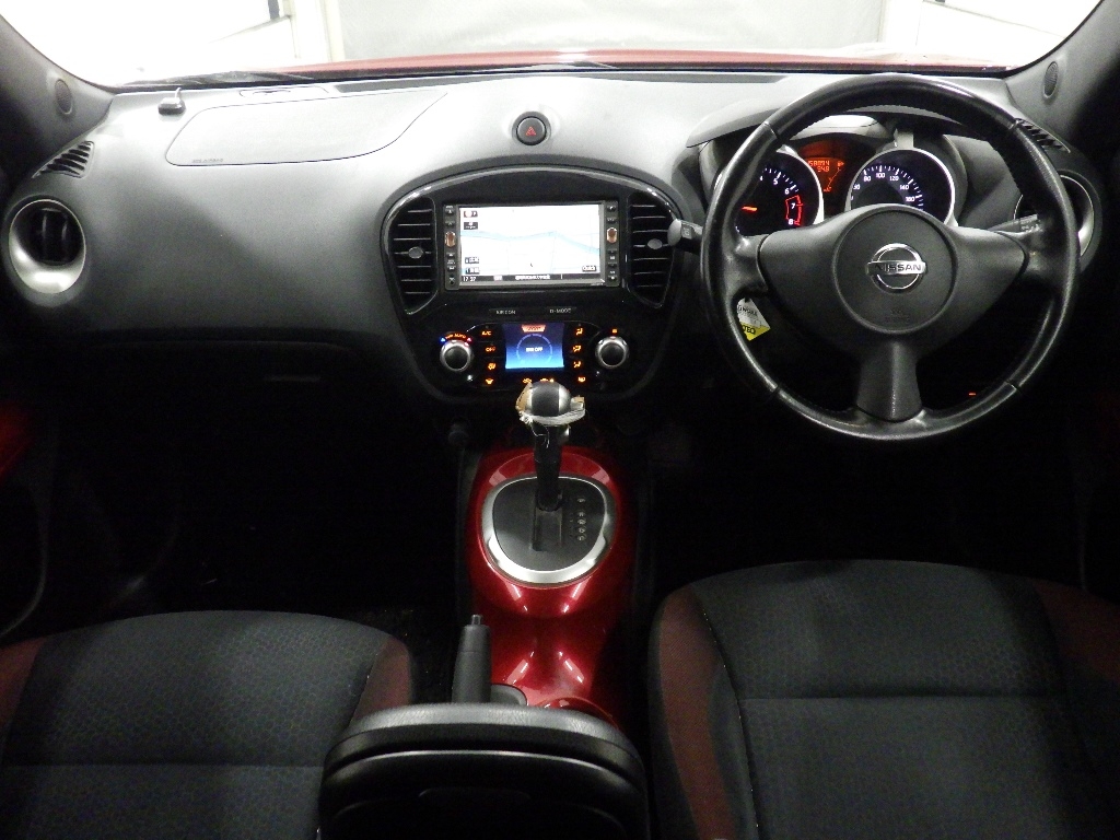 NISSAN JUKE
