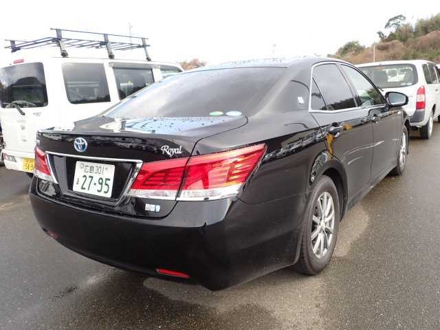 TOYOTA CROWN