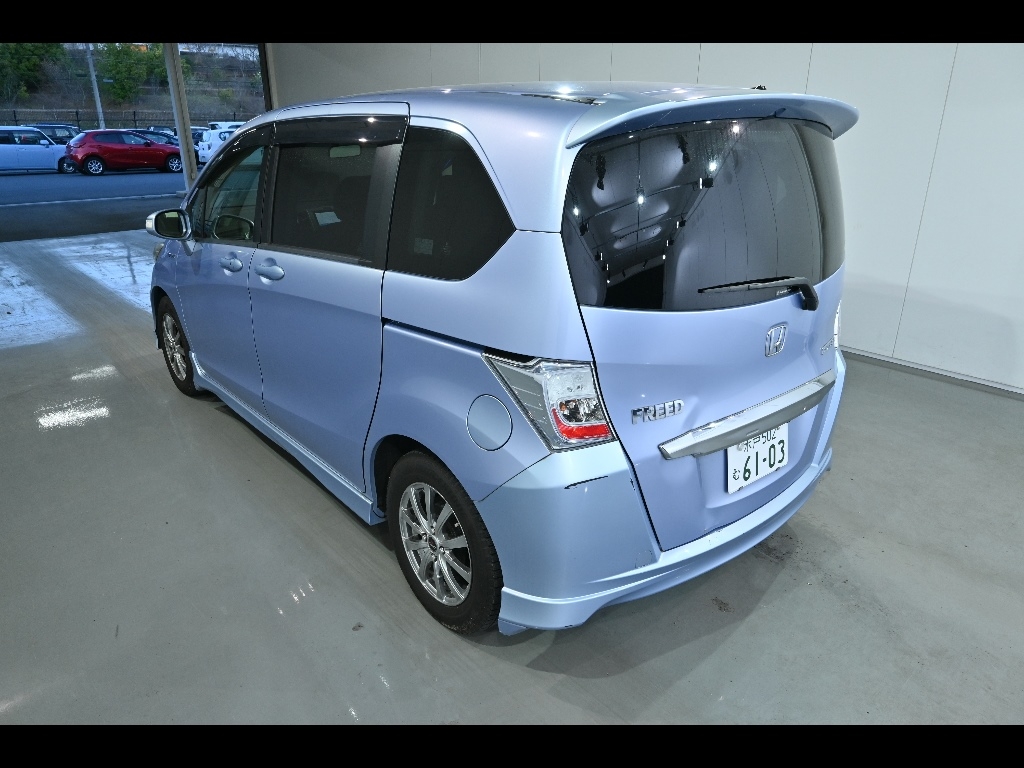 HONDA FREED