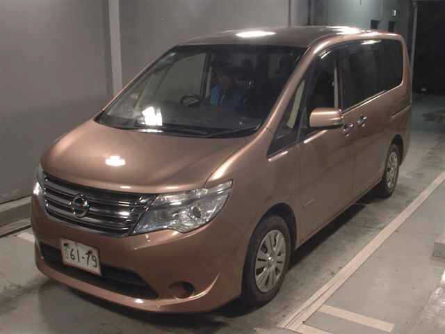 NISSAN SERENA