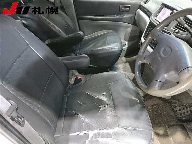 TOYOTA REGIUS