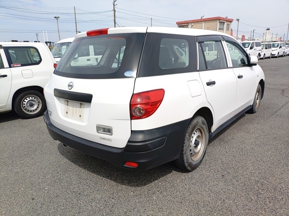 NISSAN AD
