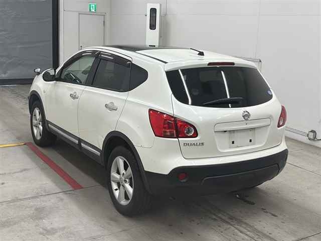NISSAN DUALIS