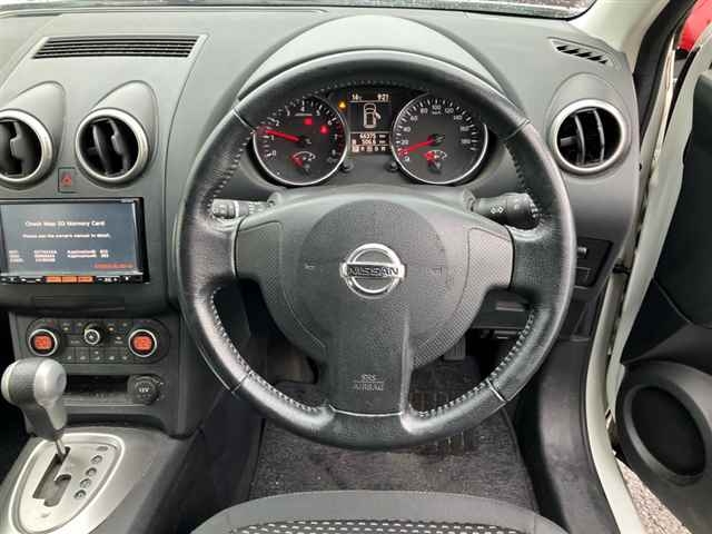 NISSAN DUALIS