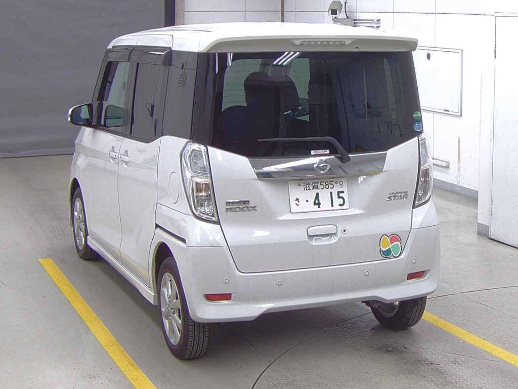 NISSAN DAYZ ROOX