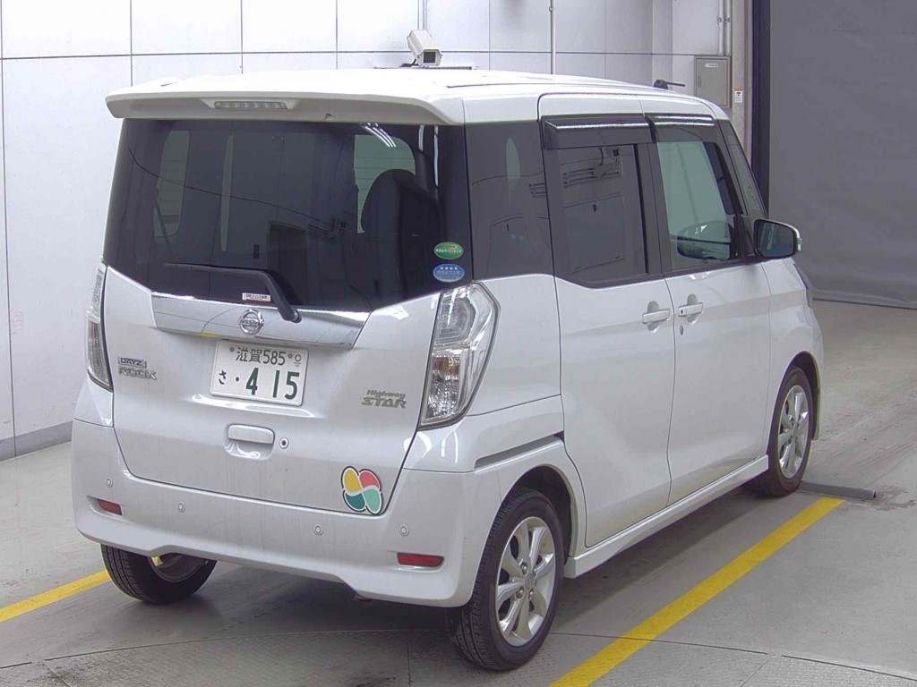 NISSAN DAYZ ROOX