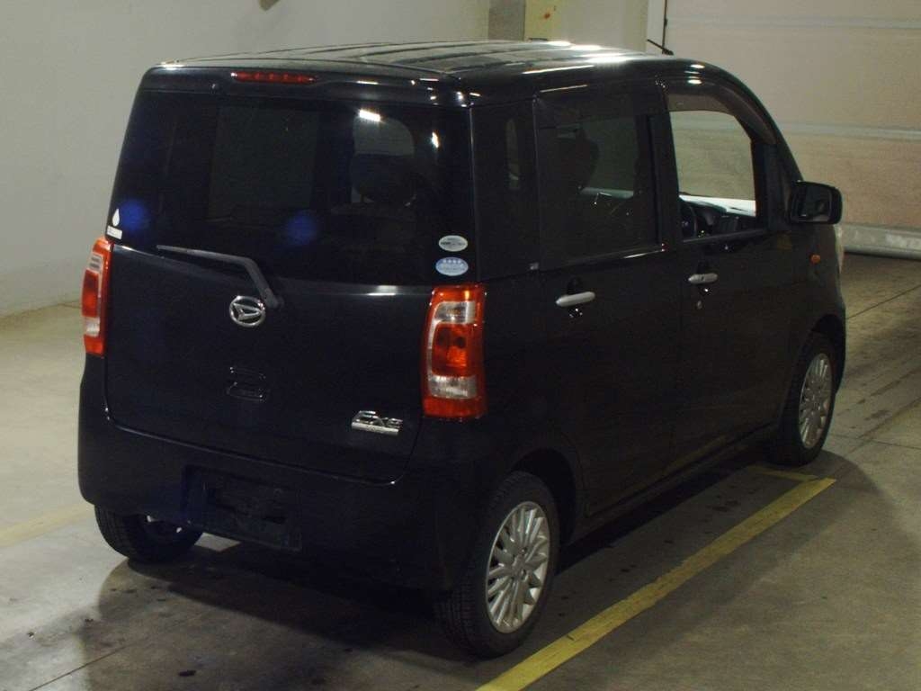 DAIHATSU TANTO EXE
