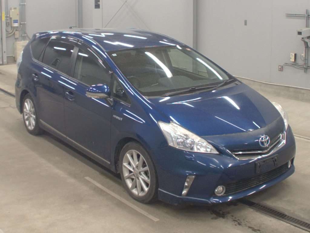 TOYOTA PRIUS ALPHA