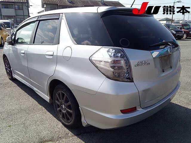 HONDA FIT SHUTTLE