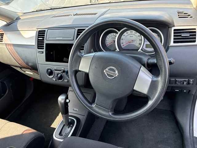 NISSAN TIIDA LATIO
