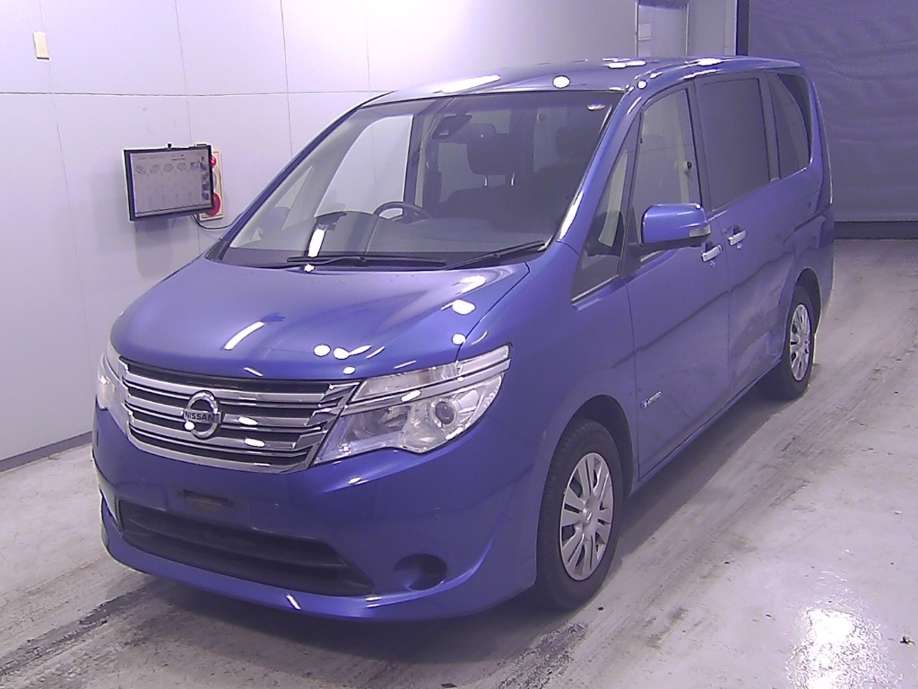 NISSAN SERENA