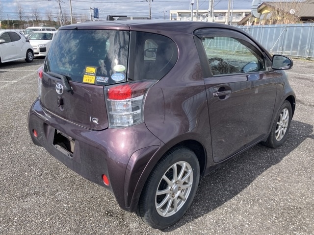 TOYOTA IQ