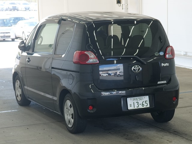 TOYOTA PORTE