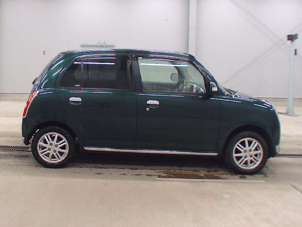 DAIHATSU MIRA GINO