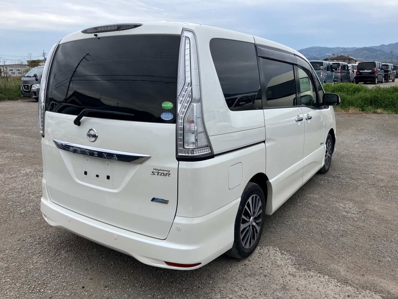 NISSAN SERENA