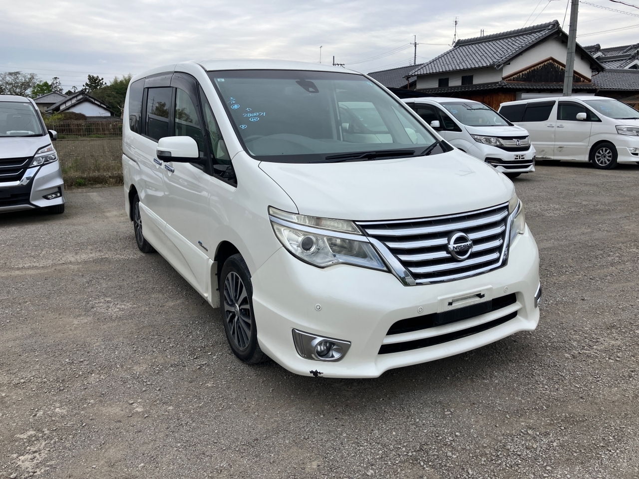 NISSAN SERENA