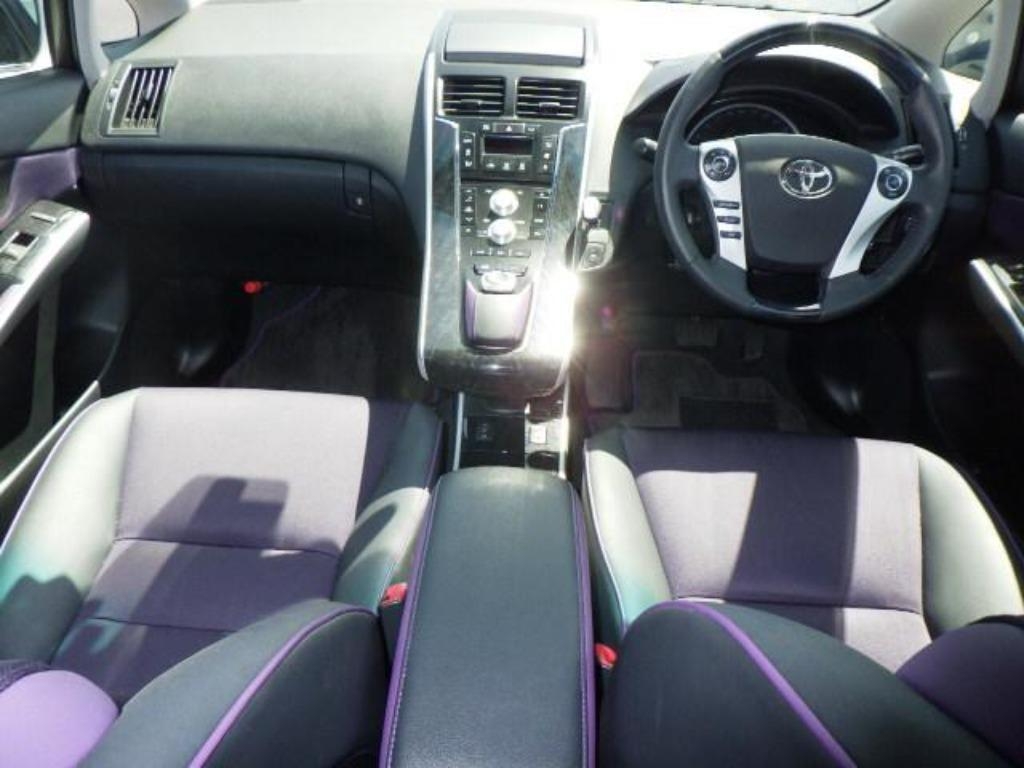 TOYOTA SAI