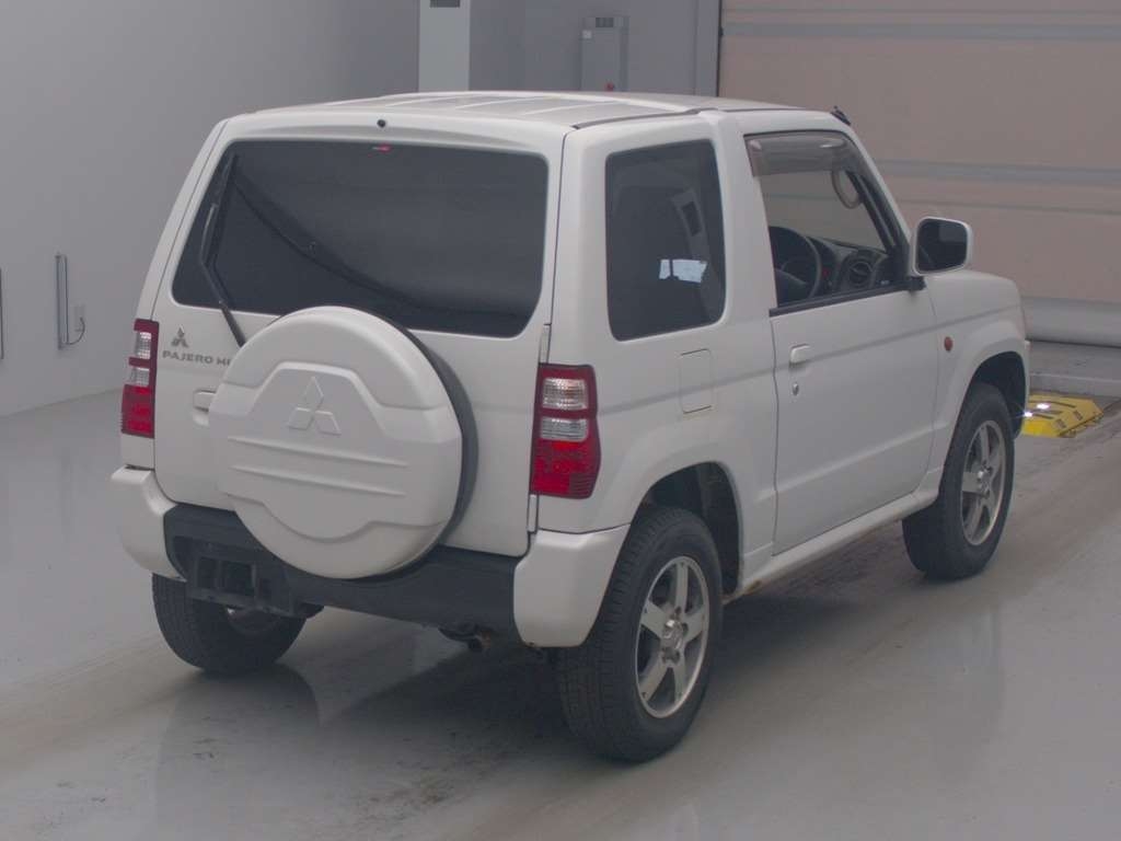 MITSUBISHI PAJERO MINI