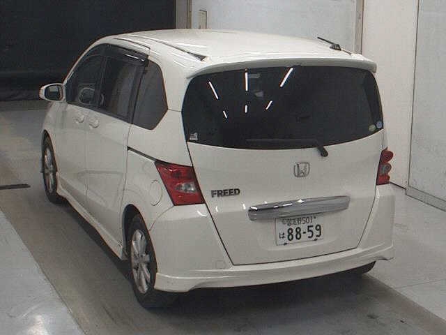 HONDA FREED