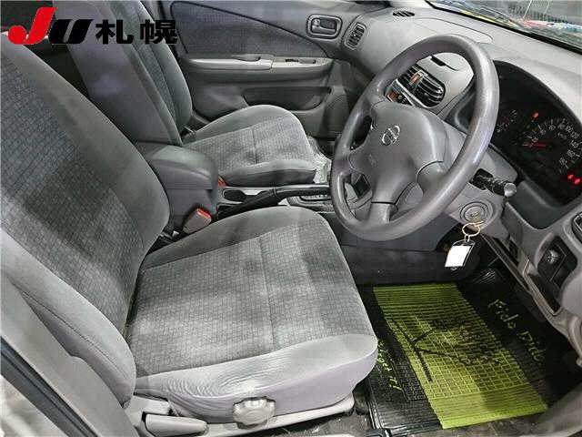 NISSAN SUNNY