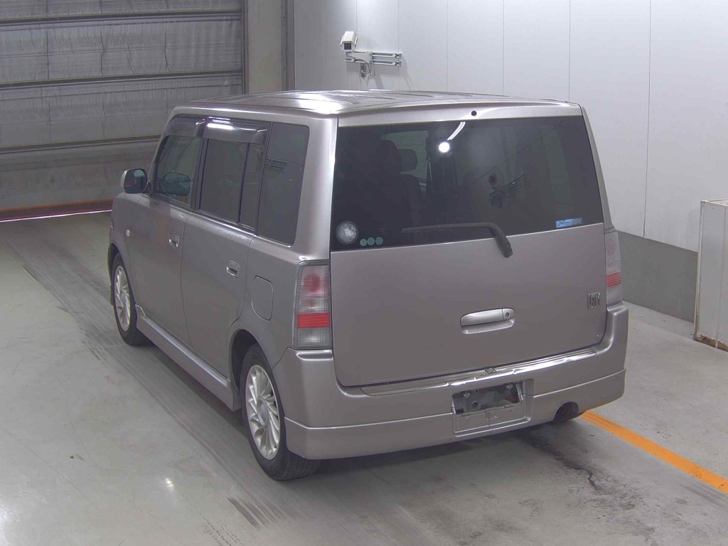 TOYOTA BB