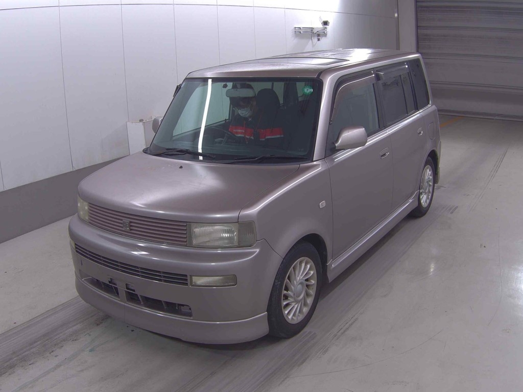 TOYOTA BB