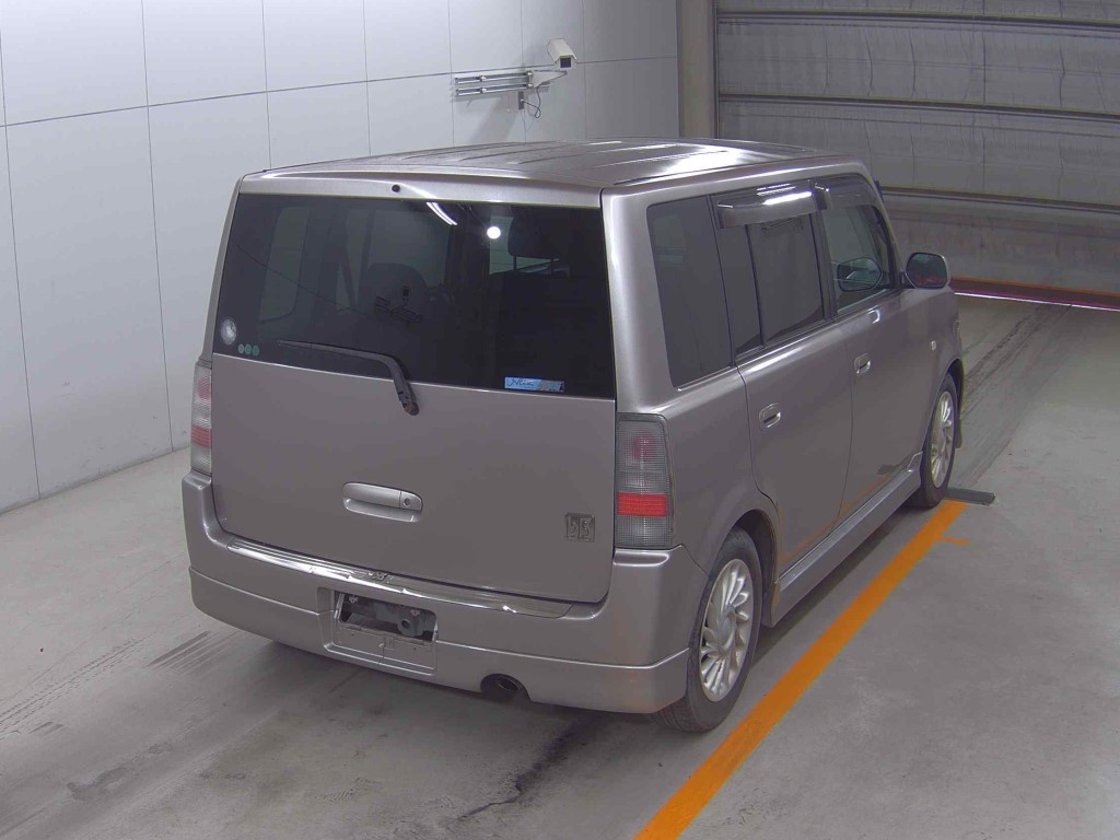 TOYOTA BB