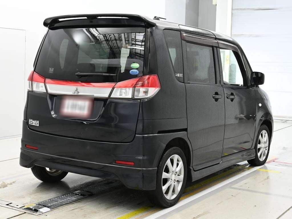 MITSUBISHI DELICA D:2