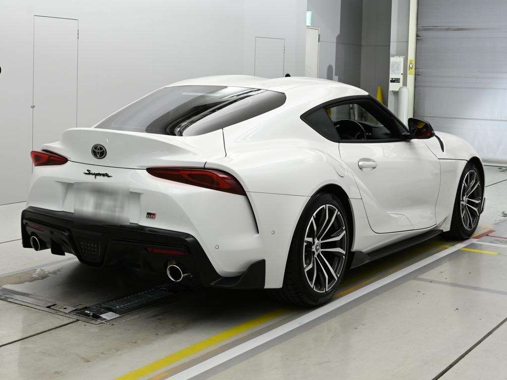 TOYOTA SUPRA