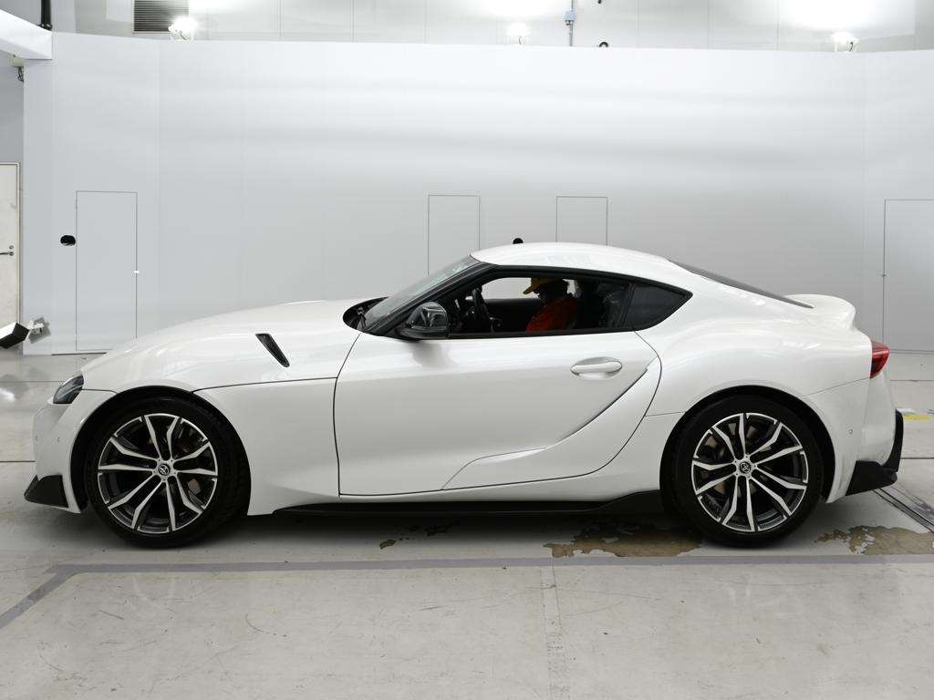 TOYOTA SUPRA