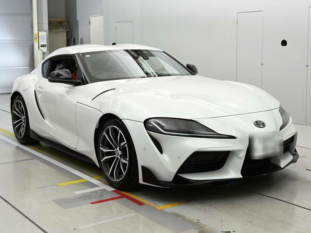 TOYOTA SUPRA