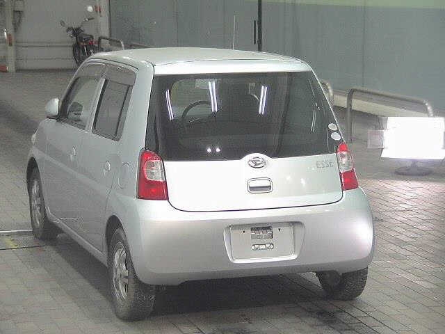 DAIHATSU ESSE