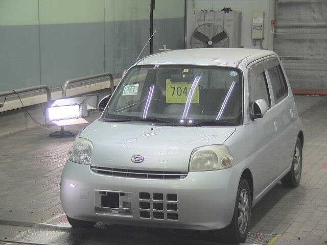 DAIHATSU ESSE