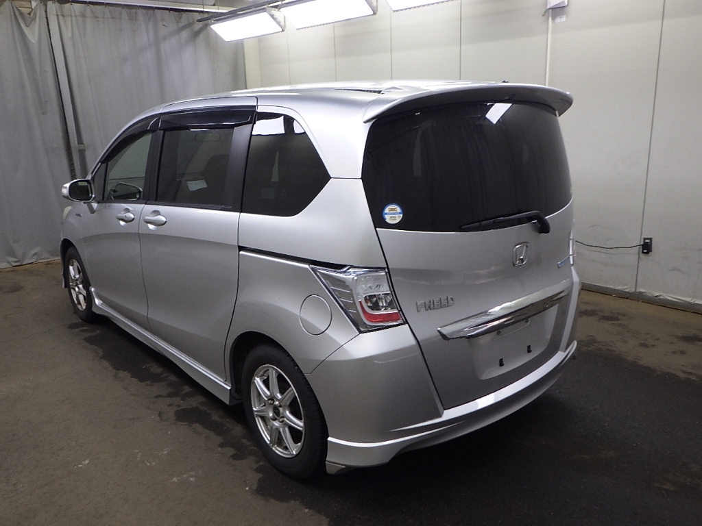 HONDA FREED