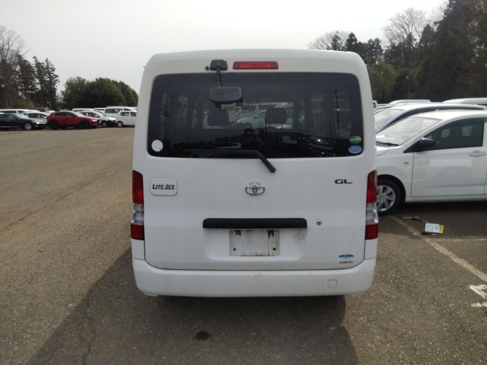 TOYOTA LITE ACE