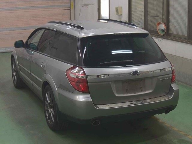 SUBARU OUTBACK