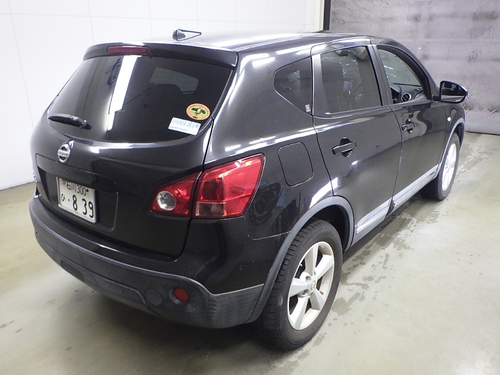 NISSAN DUALIS