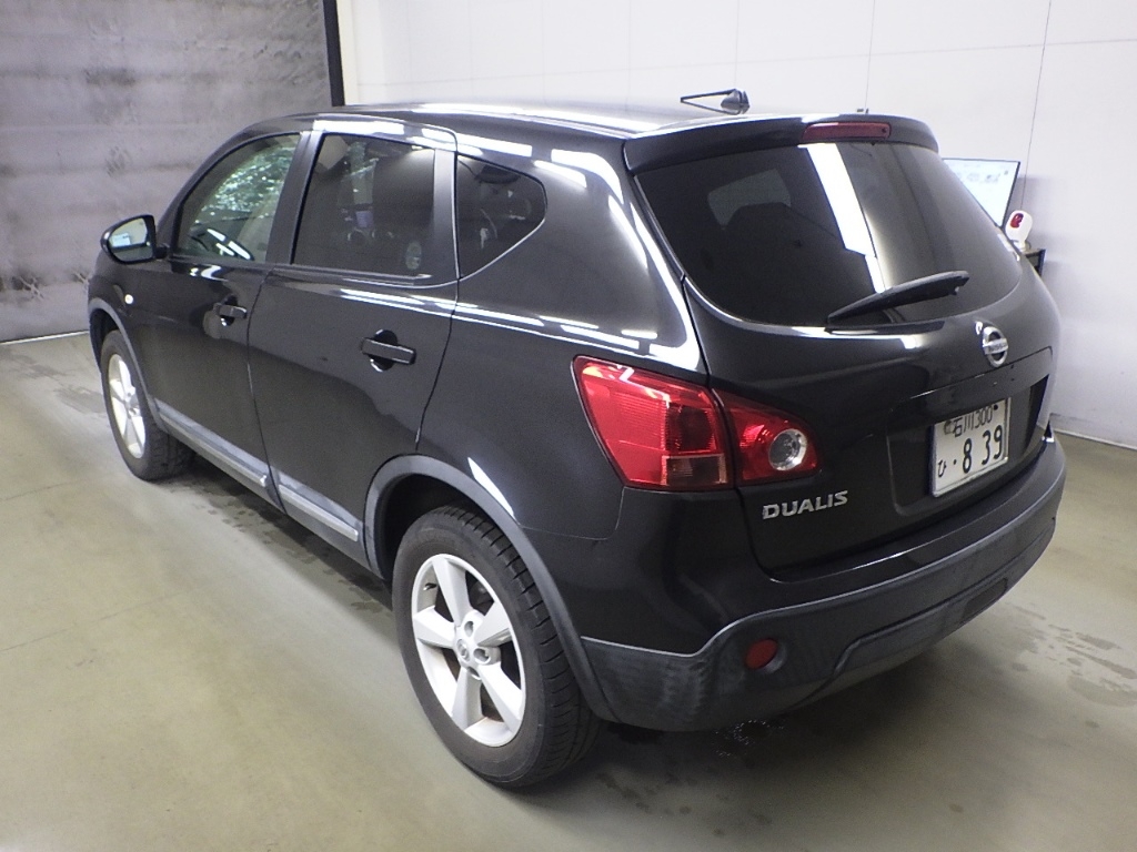 NISSAN DUALIS